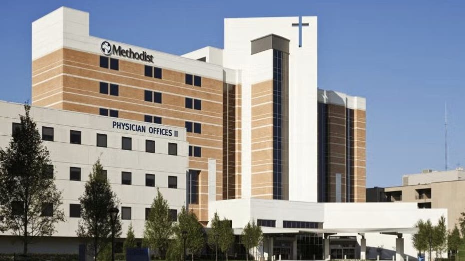 Dallas Hospital Ceiling Escape Leads to Capture of Robbery Suspect