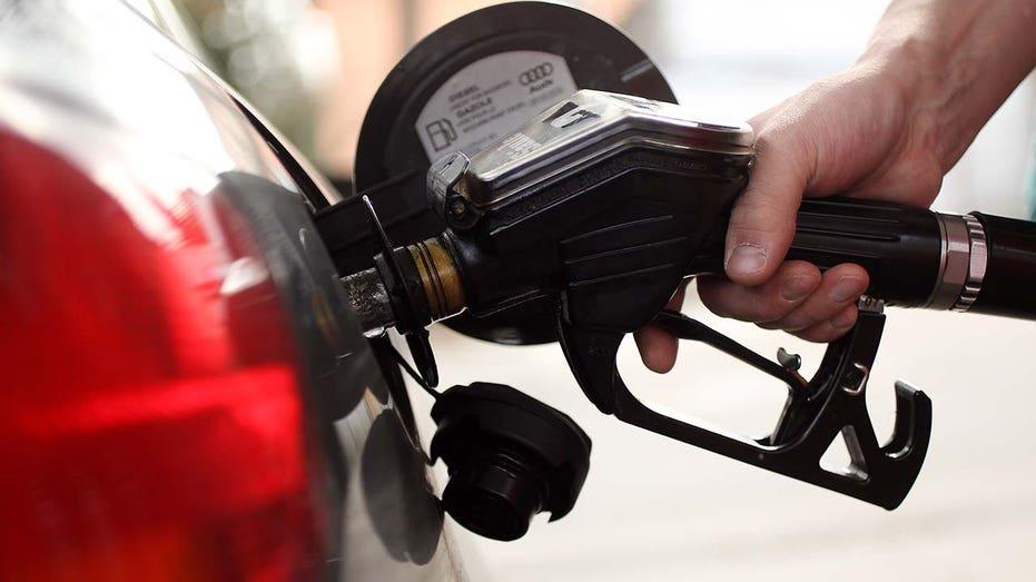Texas Gas Prices Surge as National Average Reaches $4 per Gallon