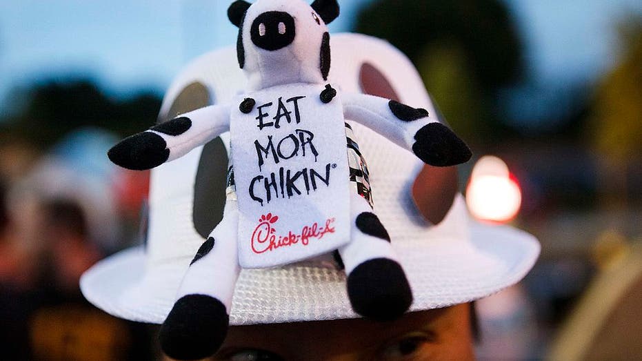 Score Free Chick fil A Entrée on Cow Appreciation Day: Your Ultimate Guide for July