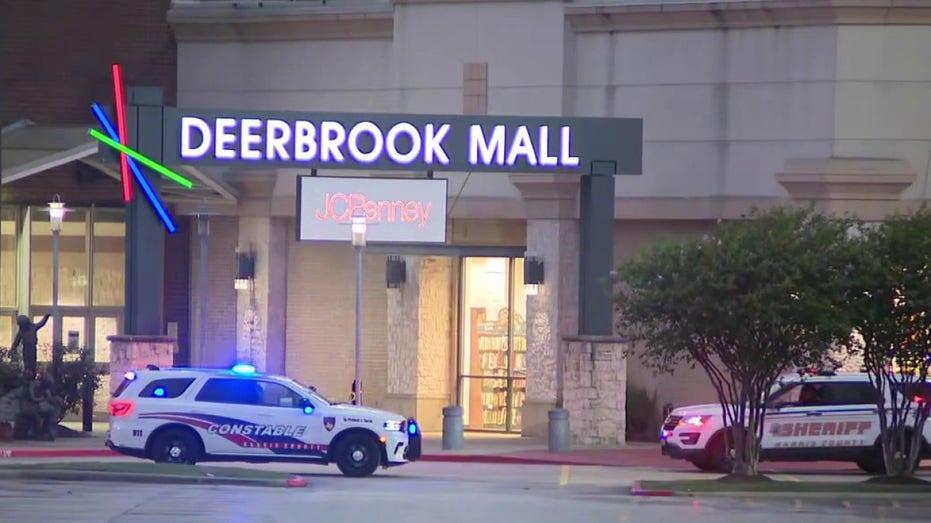 Shooting at Deerbrook Mall in Humble: Two Injured and One Suspect Detained