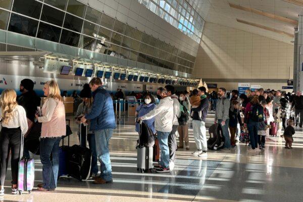 Greg Abbott's Ultimatum: Dallas and Houston Airports Risk Grant Cuts Over Islamic Prayer Facilities