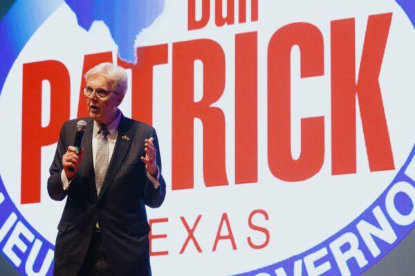 Lt. Gov. Dan Patrick Suggests Penalties for Schools Housing "Vulgar" Books in Libraries