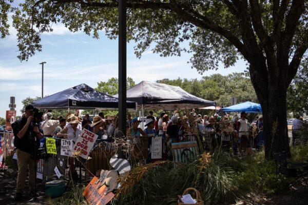 Texas Parks and Wildlife Commissioners Address Pressing Border Wall Concerns at Annual Meeting