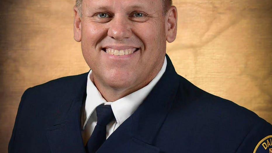 Dallas Firefighter Passes Away from Cancer on His 48th Birthday: A Tribute to His Courage
