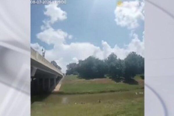 Missouri City Police Officers Heroically Rescue Autistic Boy Found Near Water Body