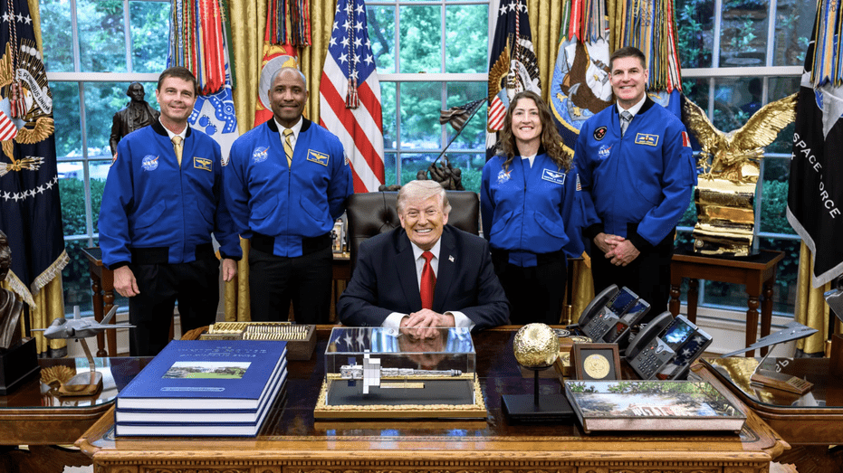 Trump Honors Artemis II Crew with Congressional Space Medal of Honor in Houston