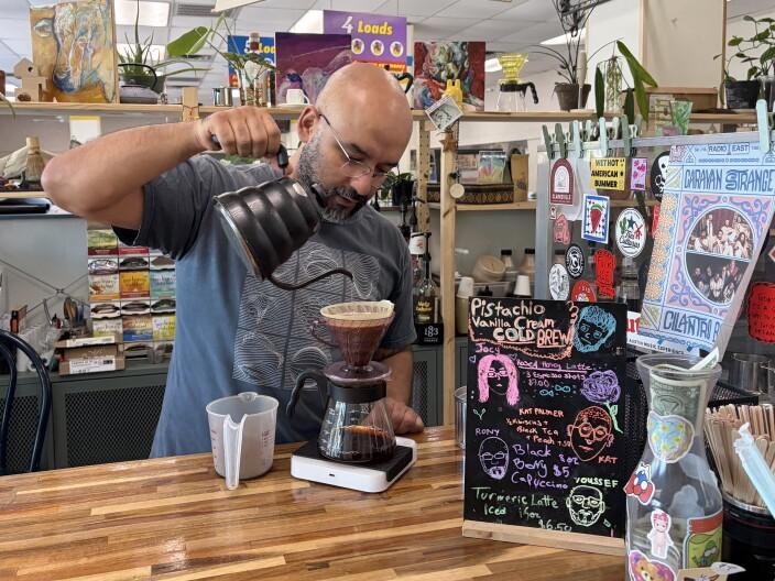 Syrian Kurdish Refugees Launch Unique Coffee Shop Inside Austin Laundromat