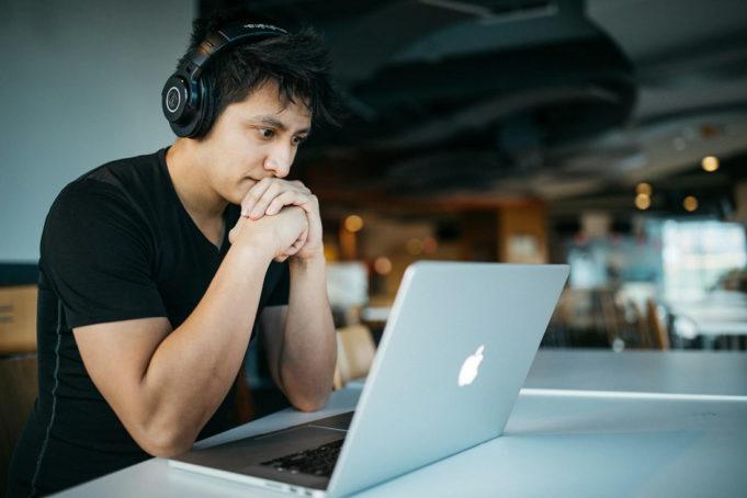 Mastering Your Finances in Your Twenties: Strategies for Managing Debt and Building Wealth
