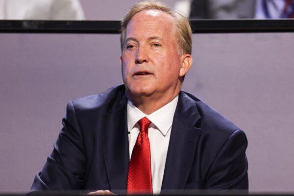 Ken Paxton Shares Inspiring Story of Childhood Eye Injury at Dallas USHBC Event