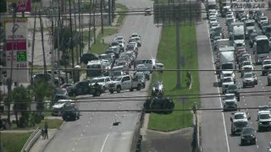 Lane Blockages on Houston's I 10 East and I 69 Southwest: Current Traffic Updates
