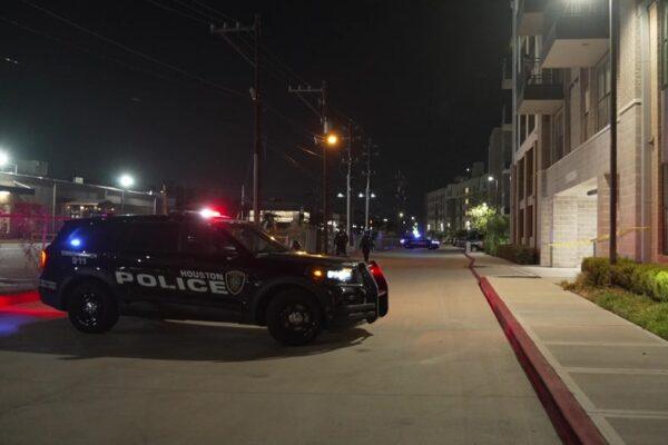 Tragic Houston Stabbing: Boyfriend Killed and Girlfriend Injured in Oliver St Apartment Attack