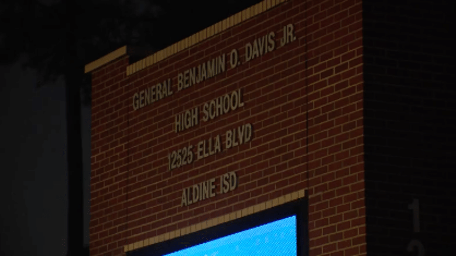 Tragic Death of Aldine ISD Student After Medical Emergency at Davis High School