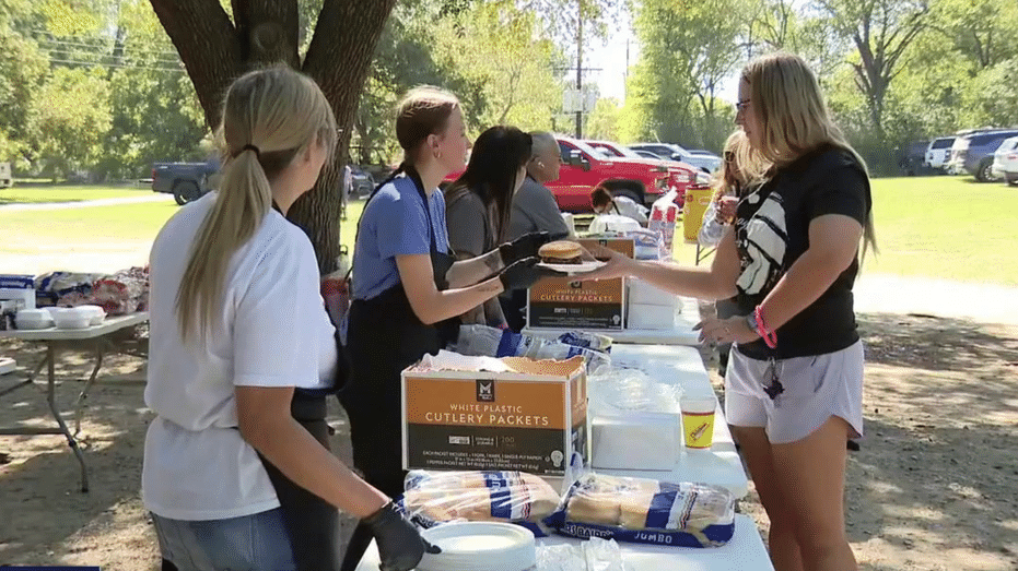 Community Unites to Support Two Families Facing Heartbreaking Losses in Van Zandt County
