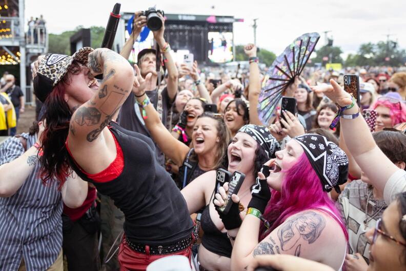 Top Highlights and Stunning Photos from Weekend 1 at ACL Fest